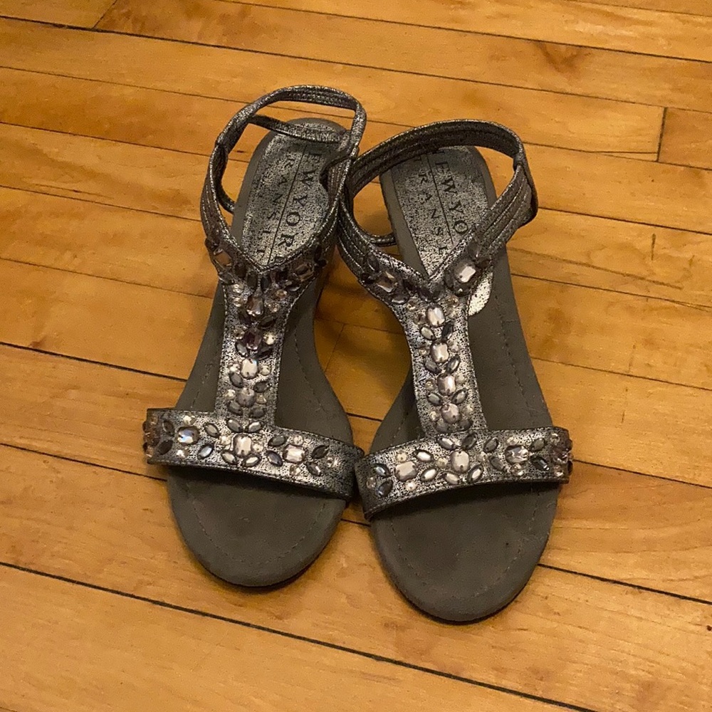 Gray Shiny Wedges 8